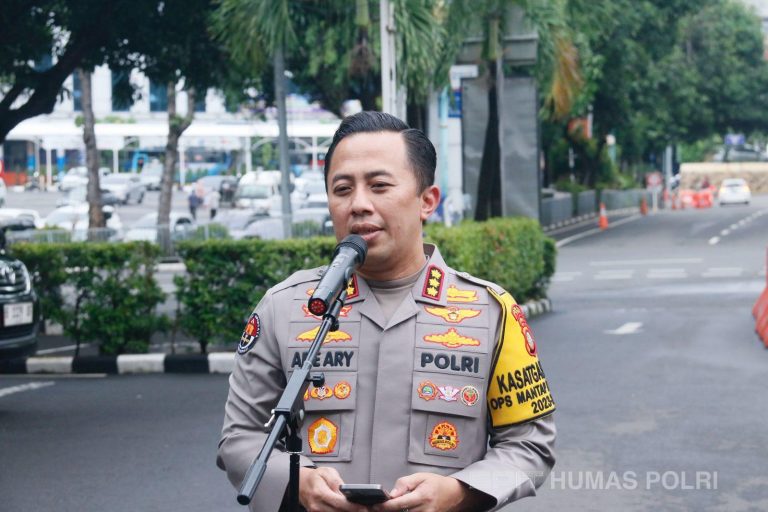 Kasus Penggelapan Dana Rp 6,9 M Libatkan Suami BCL, Polisi Amankan Dokumen Perusahaan